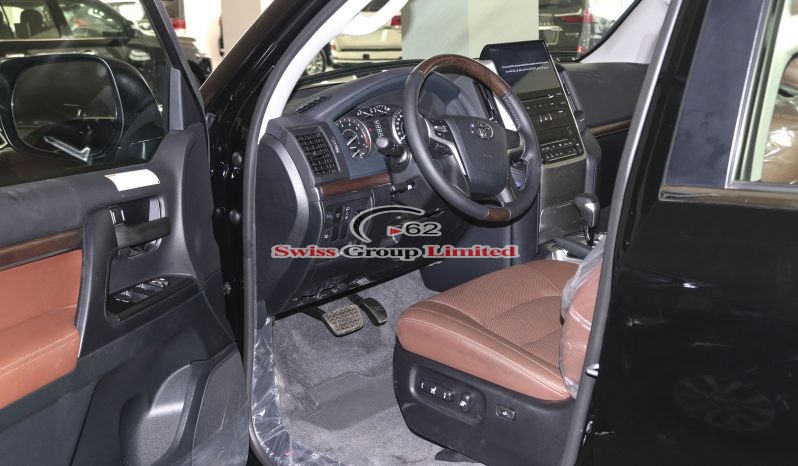 Land Cruiser V6 GXR 2021model full